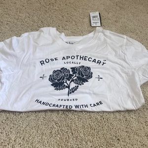 White t shirt